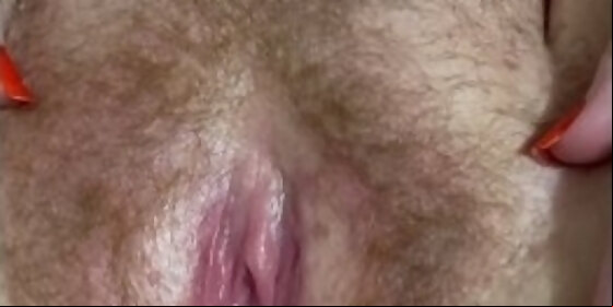 chubby mature mommmy gets her hairy pussy fucked and filled with a hot cumload